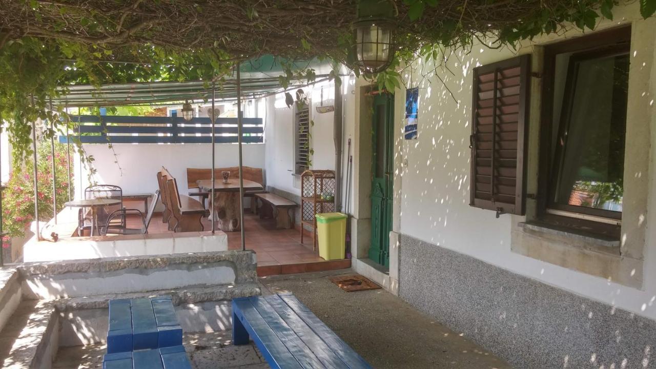 Pape Punat Apartmani I Sobe מראה חיצוני תמונה