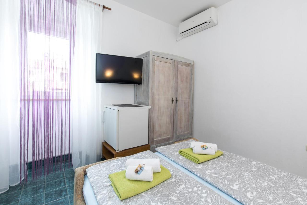 Pape Punat Apartmani I Sobe מראה חיצוני תמונה