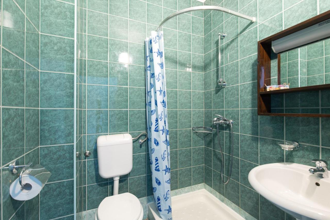 Pape Punat Apartmani I Sobe מראה חיצוני תמונה