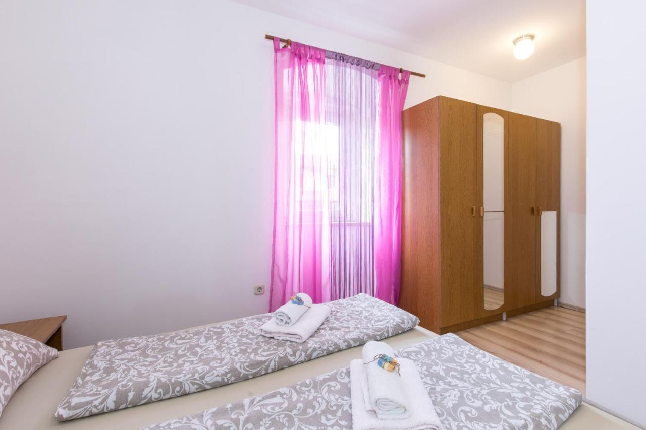 Pape Punat Apartmani I Sobe מראה חיצוני תמונה