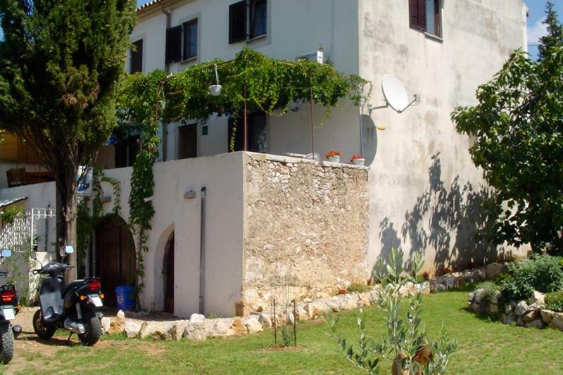 Pape Punat Apartmani I Sobe מראה חיצוני תמונה